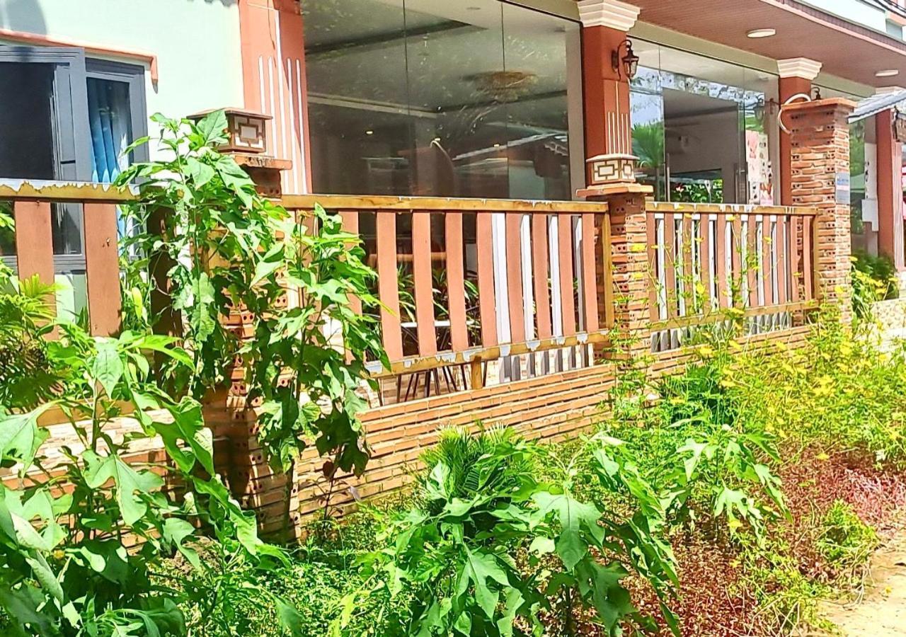 Lava Rock Viet Nam Lodge Anhfly Resort Nam Cat Tien Exterior foto